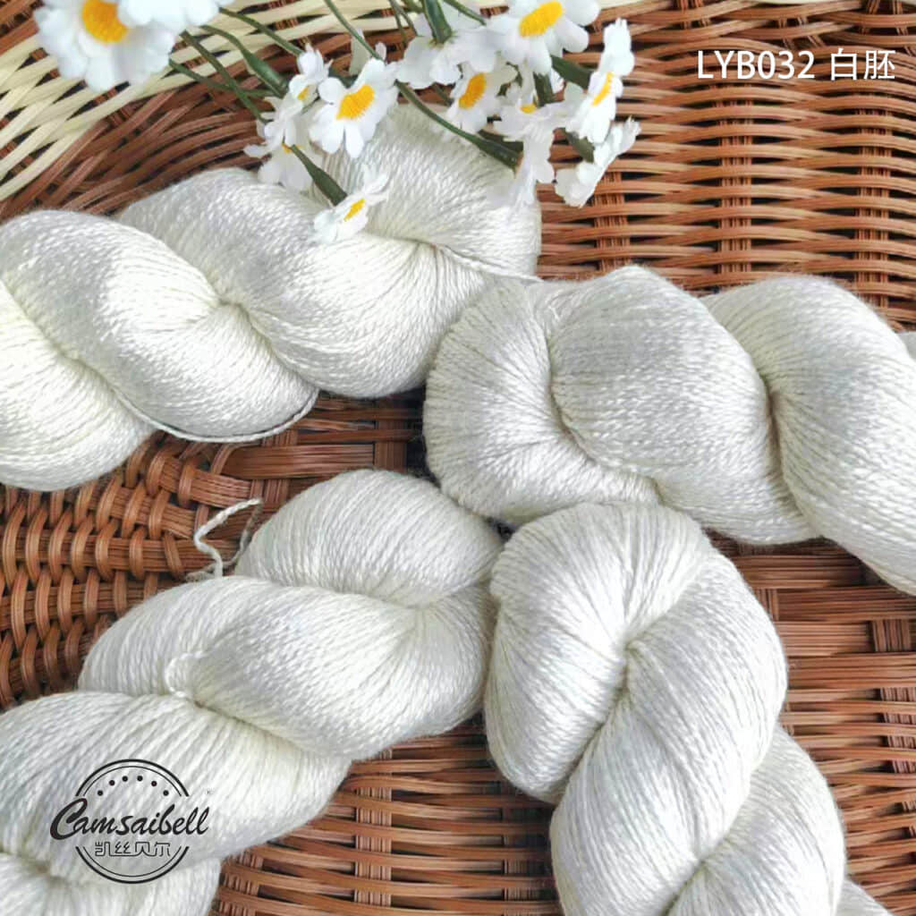 Бамбуковая шелковая пряжа B032 410м/100г.