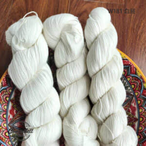 ソックスヤーンW181 400m/100g。