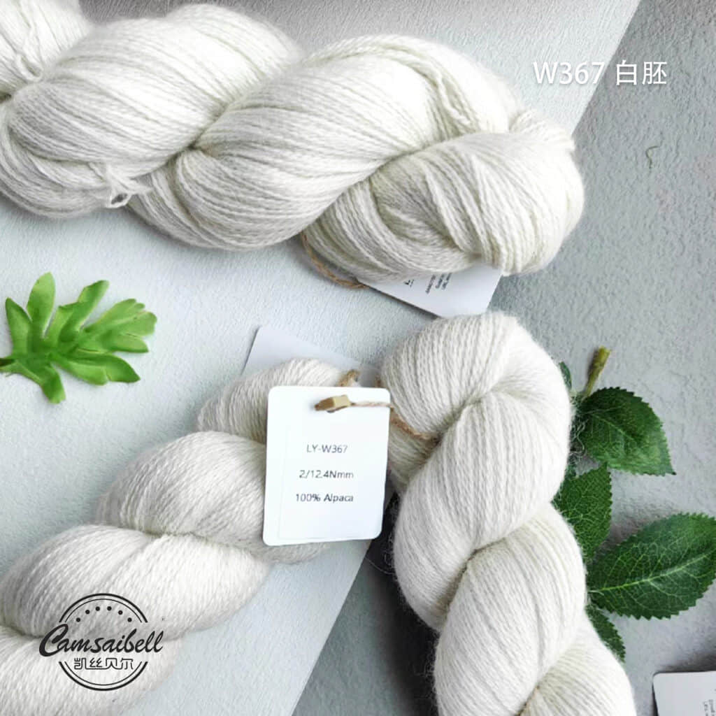 lace yarn W367 620m/100g.