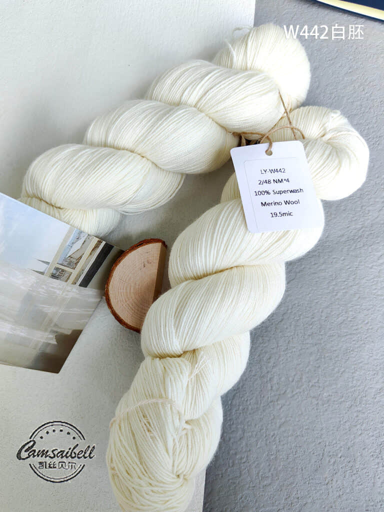 Fil dentelle W442 600m/100g.